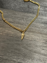 Load image into Gallery viewer, Mini heart eye necklace￼
