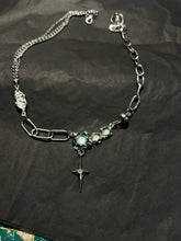 Load image into Gallery viewer, Aura quartz star necklace
