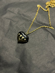 Short Black heart gold drip necklace